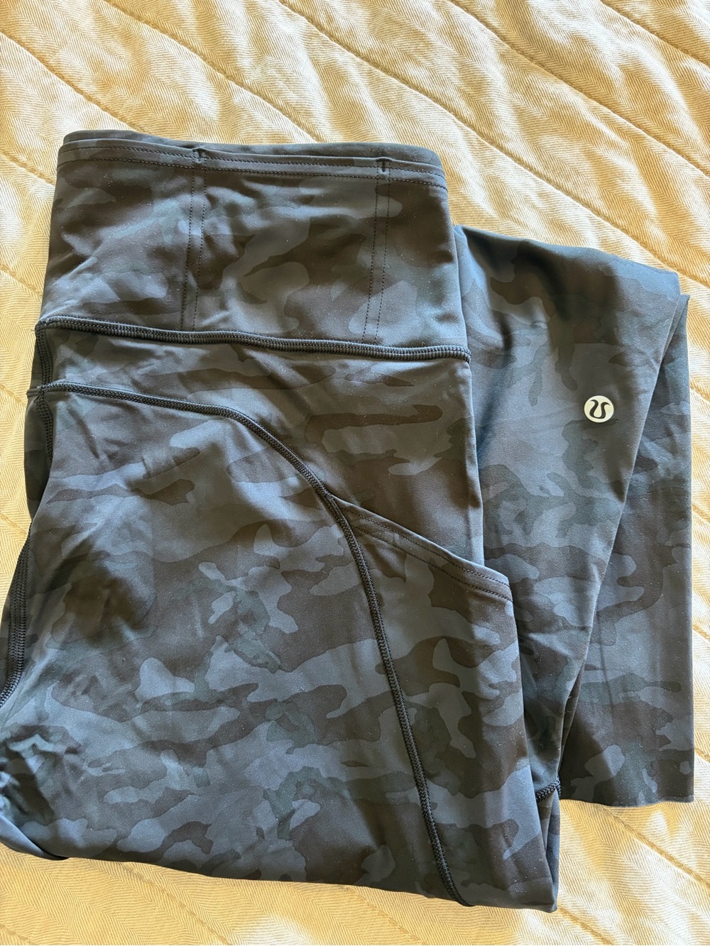 lululemon athletica Swift Speed High-Rise Tights Heritage 365 Camo Deep Coal
